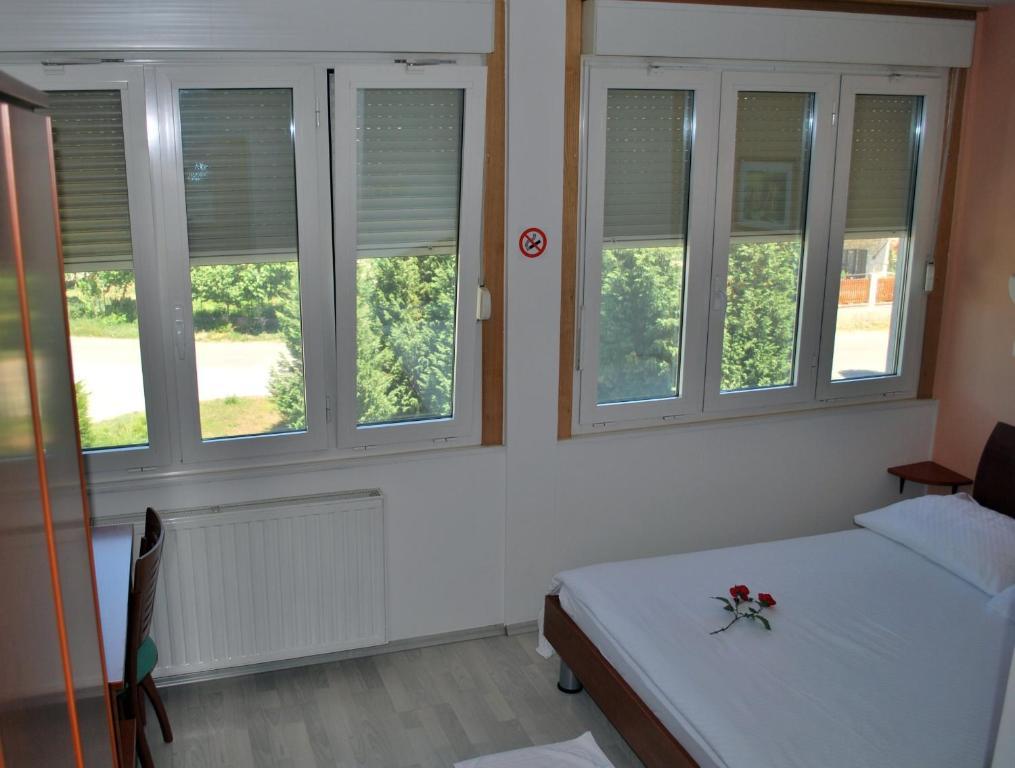 Bed And Breakfast Kogoj Nova Gorica Oda fotoğraf